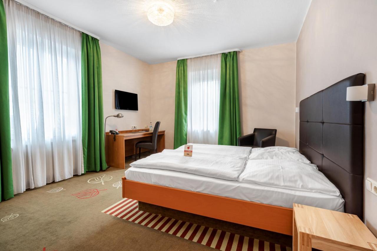 Schieners Hotel & Apfelhof Apartments Wemding Kültér fotó